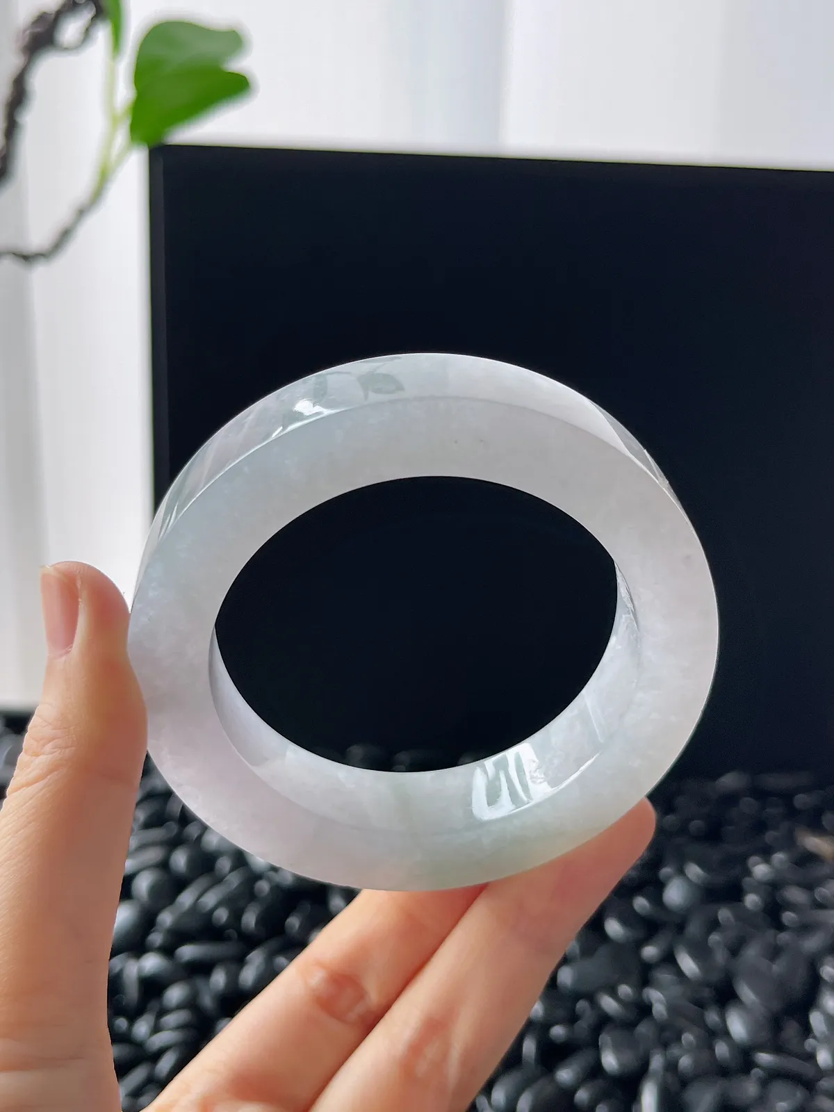 翡翠镯饼，⭕️正圈最大做55.5，圆条最大做51.5，最小做52.6