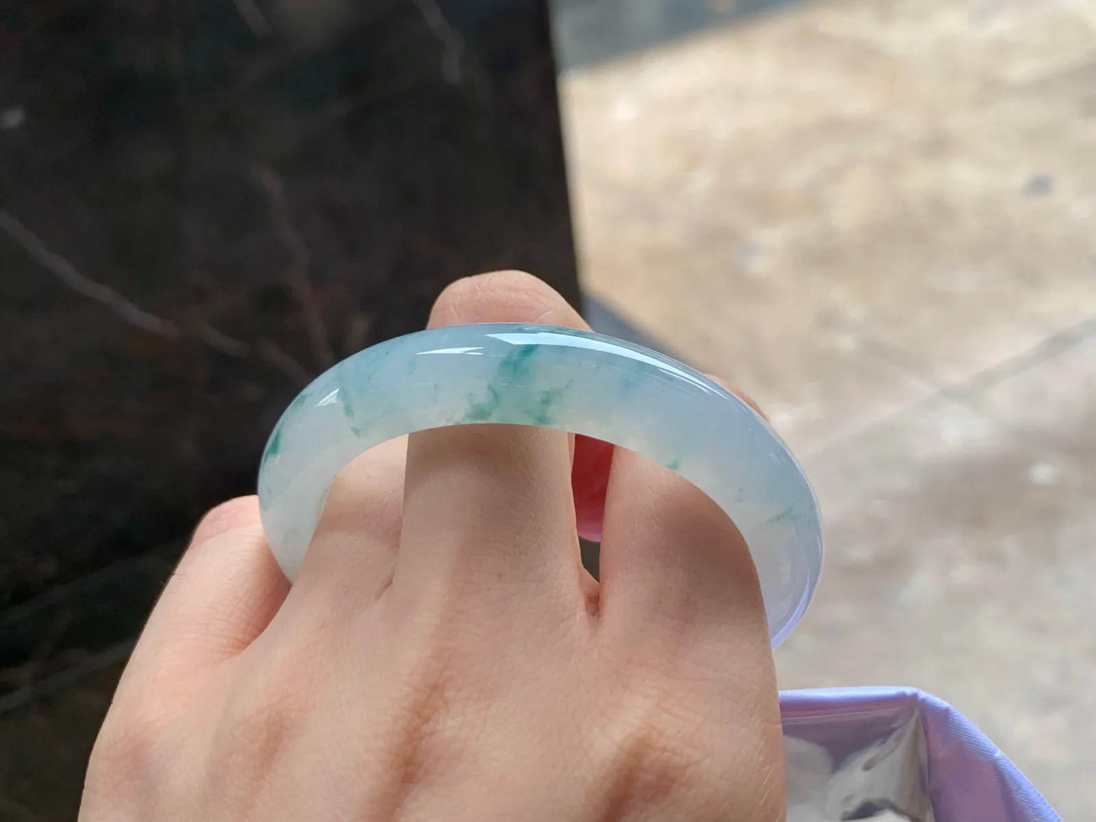 冰飘花手镯
种好50.6/10.5/8.2mm