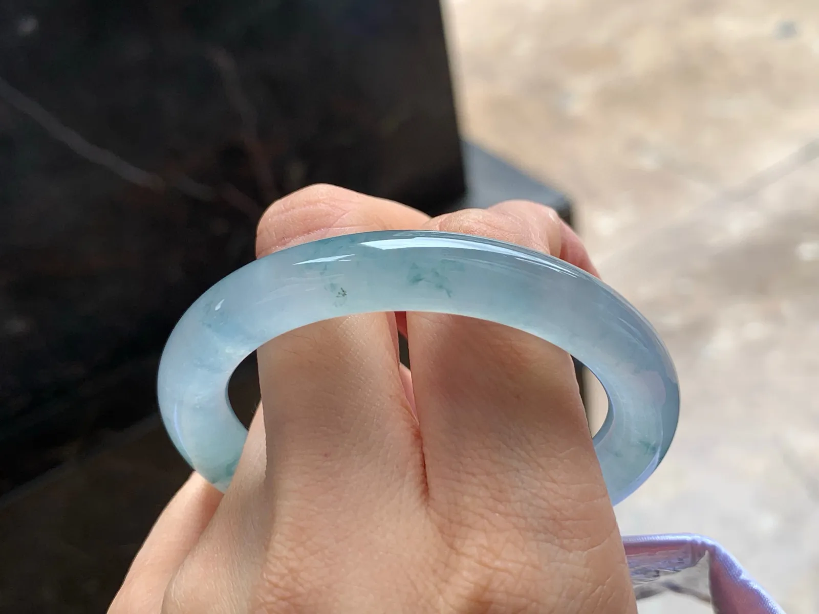 冰种飘花福镯
种老50.5/8.9mm
