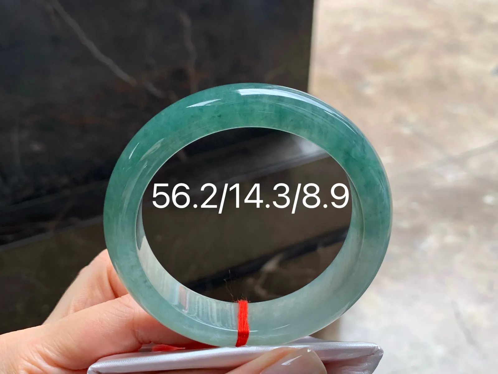 油青手镯
56.2/14.3/8.9mm