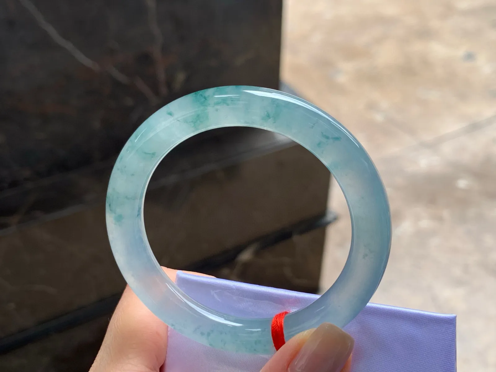 冰种飘花福镯
种老50.5/8.9mm