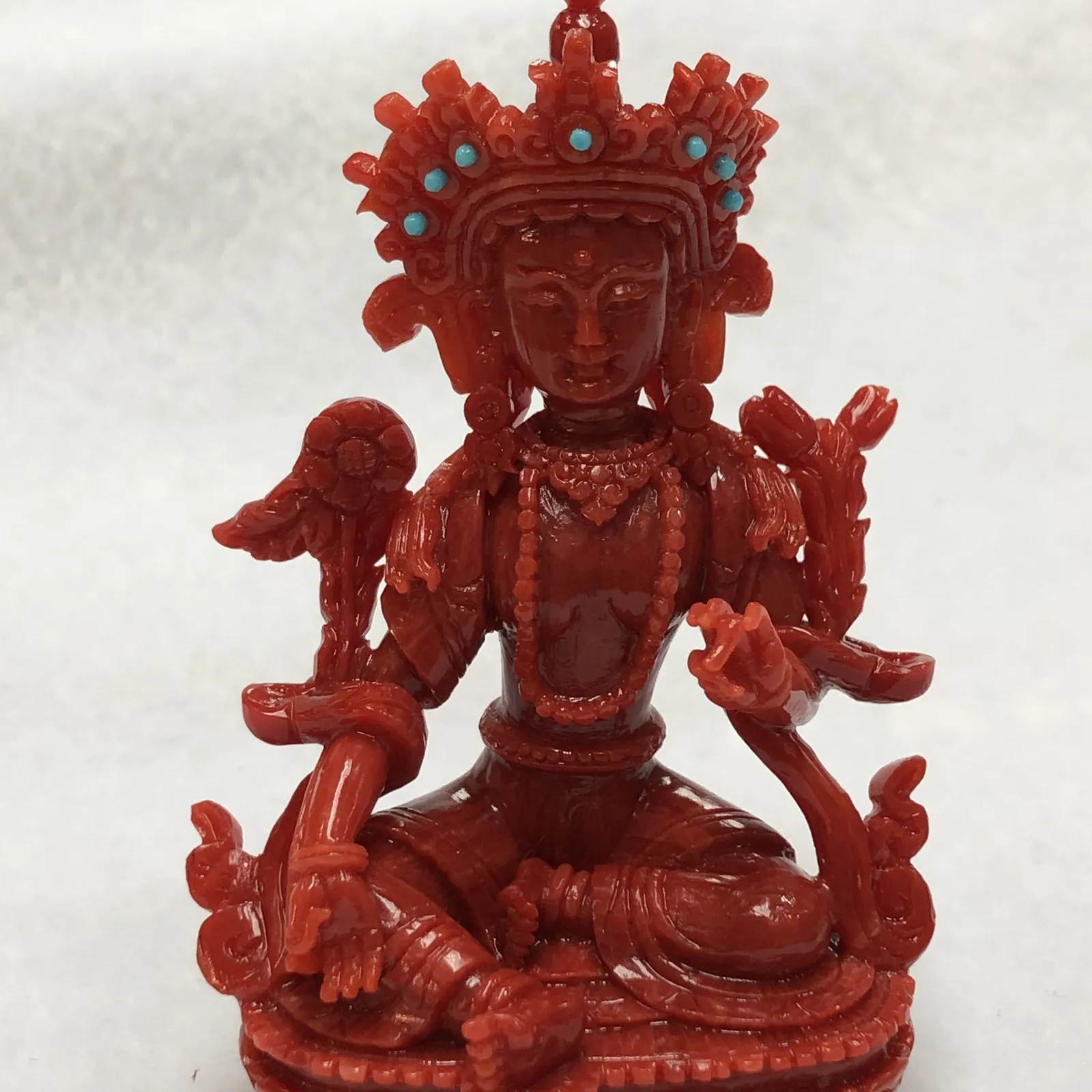 【天然红珊瑚拼接绿镀母小佛摆件】意大利产地，沙丁珊瑚料，深红颜色，釆用台湾拼接手工工艺，精雕细镂，底