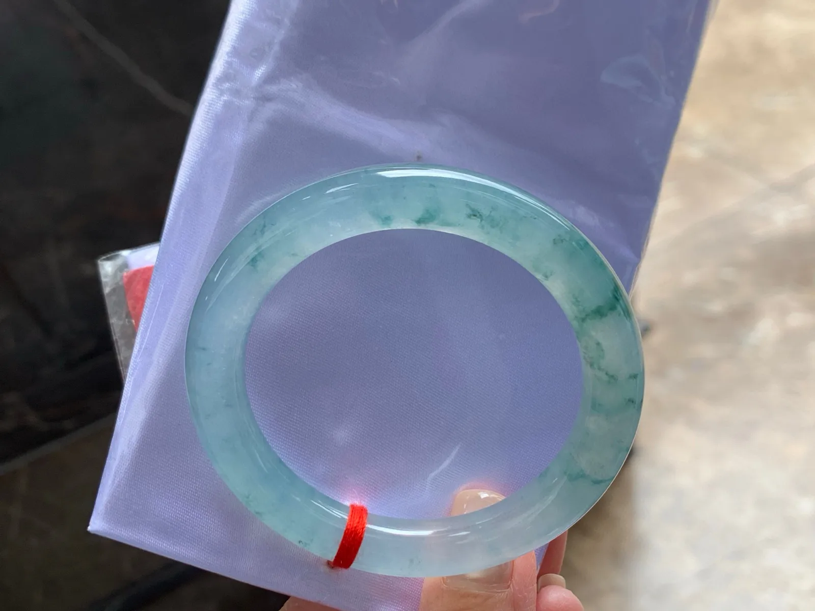 冰种飘花福镯
种老50.5/8.9mm