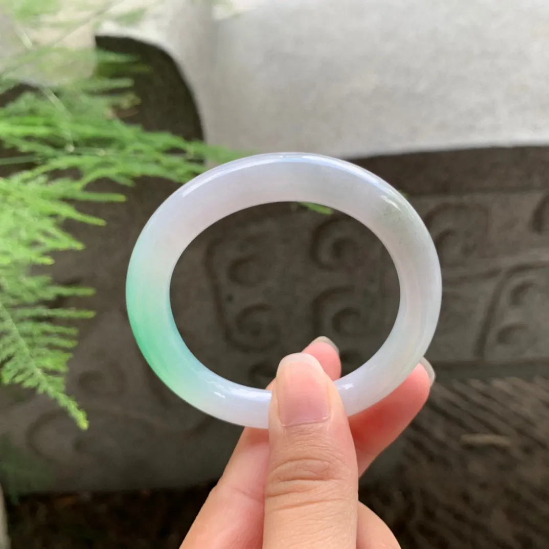 小圈口52-45.9-8.3 【冰飘绿贵妃圆条手镯】贵妃52 53可戴