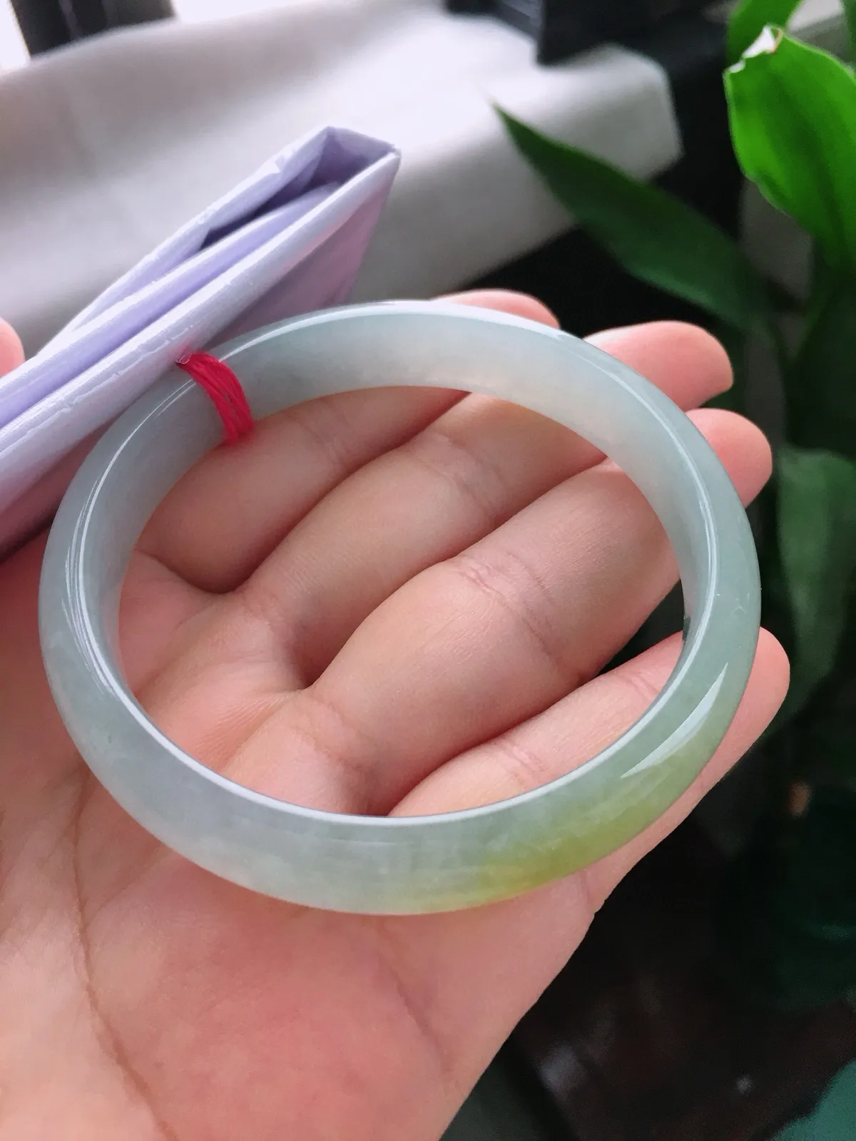 圈口59，正圈手镯，黄翡，玉质水润细腻，尺寸59-11.6-6.3mm