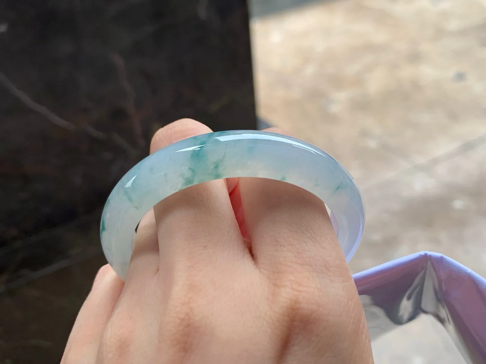 冰飘花手镯
种好50.6/10.5/8.2mm