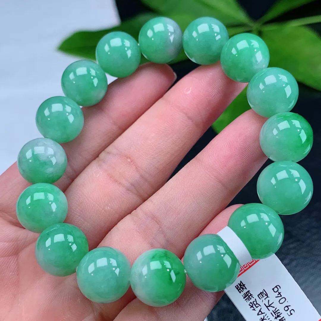 缅甸天然翡翠A货 老坑料起胶冰润 满绿圆珠手串  手链  
尺寸13mm  y 59.04