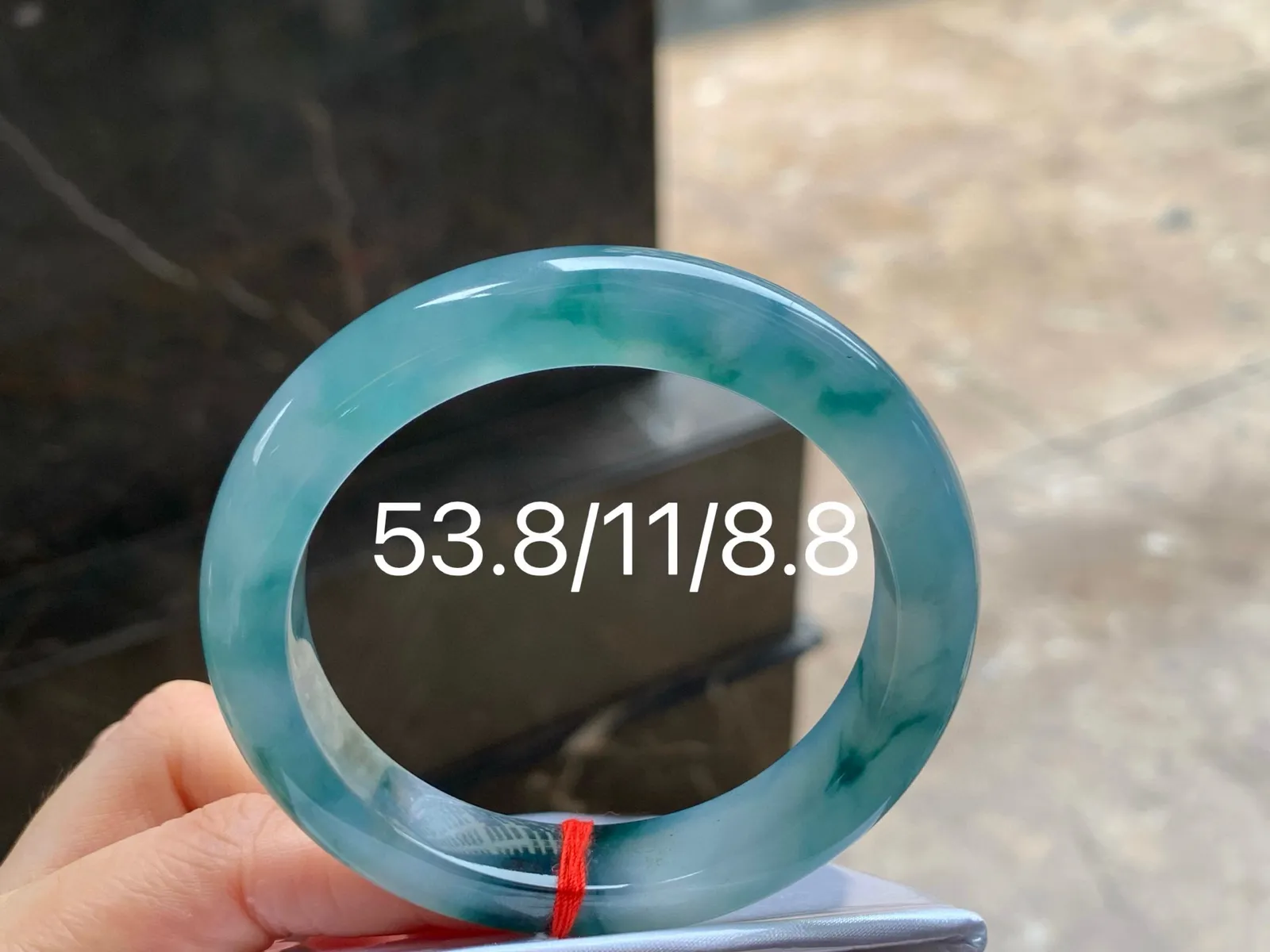 冰种飘花手镯
种好53.8/11/8.8m