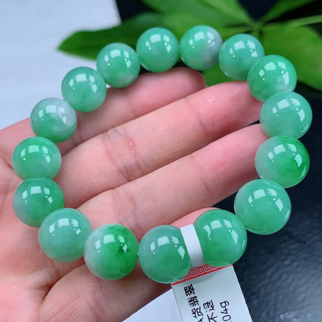 缅甸天然翡翠A货 老坑料起胶冰润 满绿圆珠手串  手链  
尺寸13mm  y 59.04