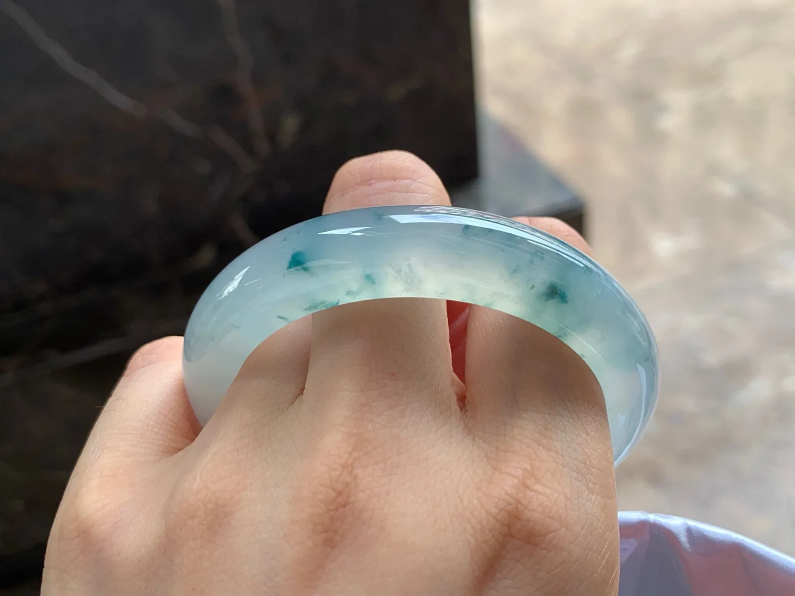 冰种飘花手镯
种好52.5/12/8mm