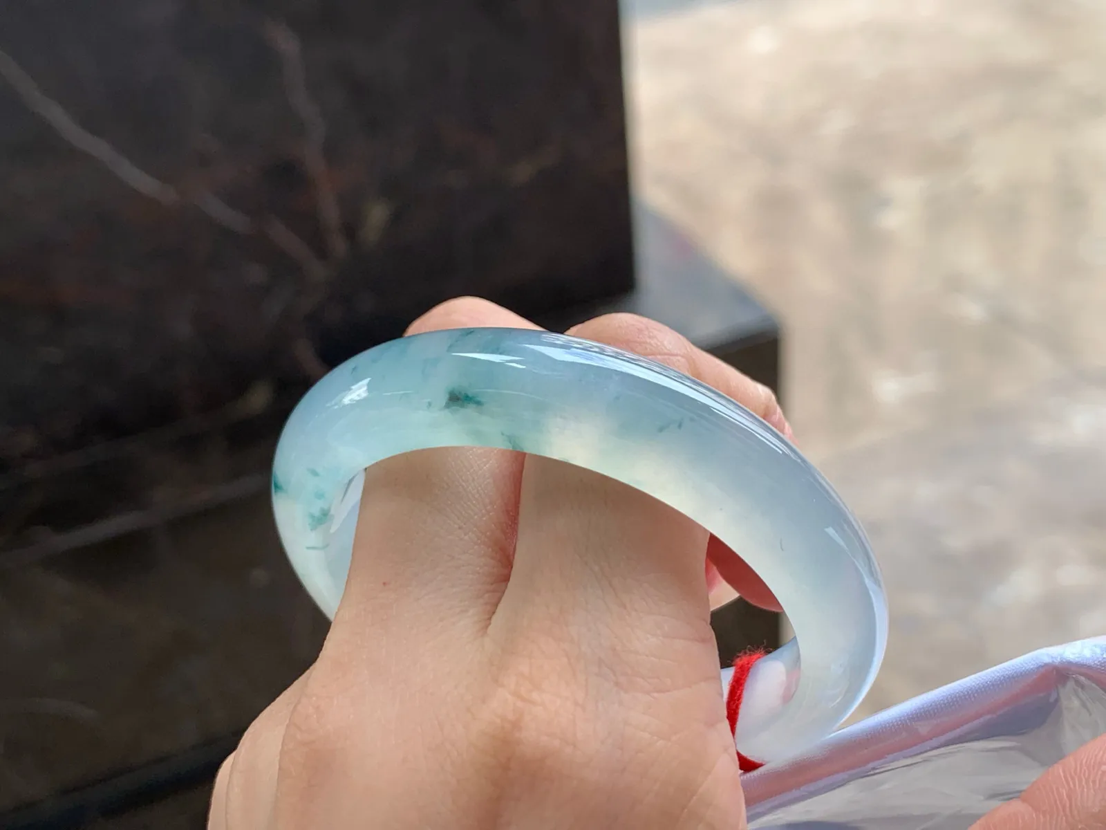 冰种飘花手镯
种好52.5/12/8mm