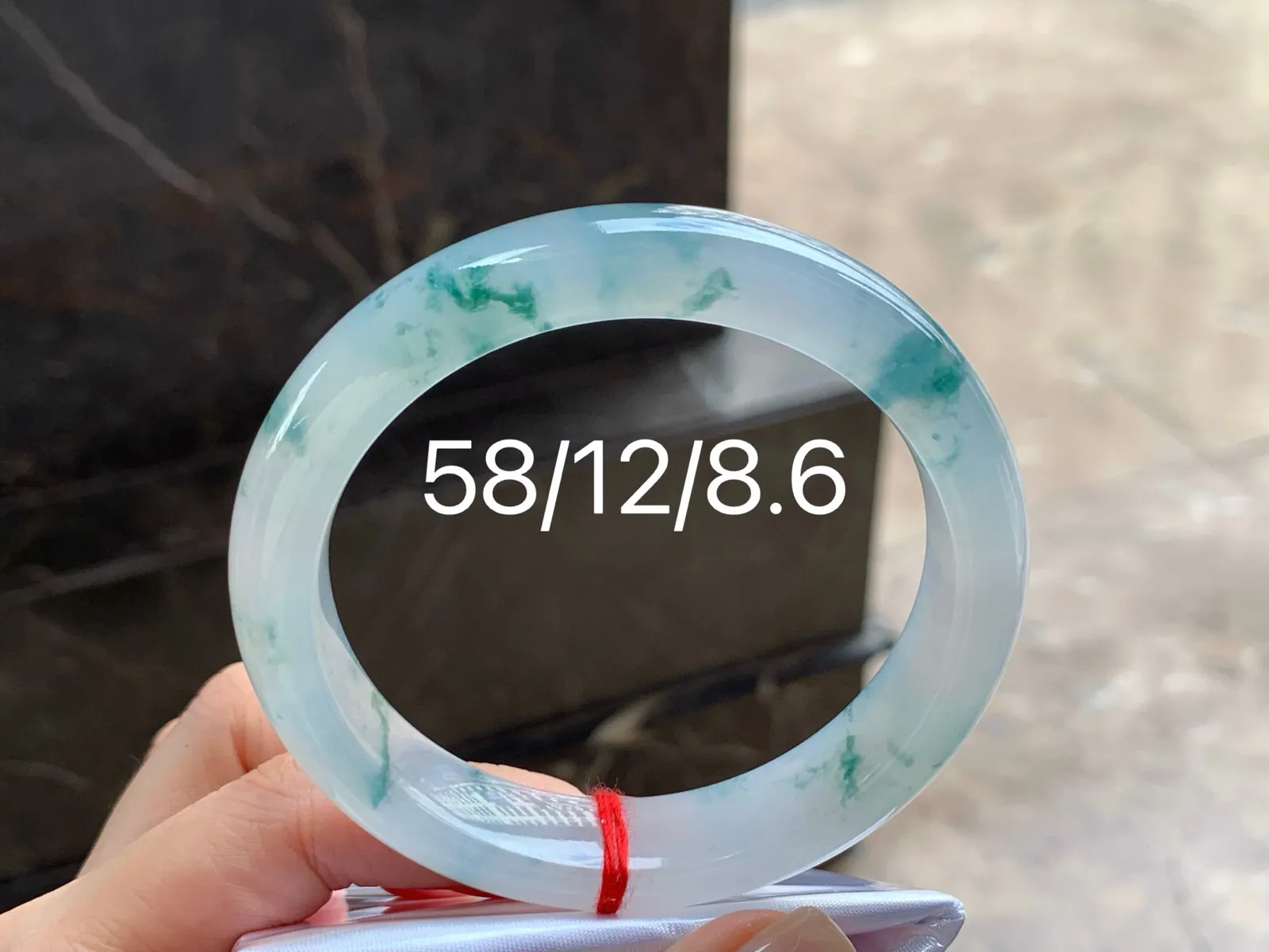 飘花手镯
种好58/12/8.6mm