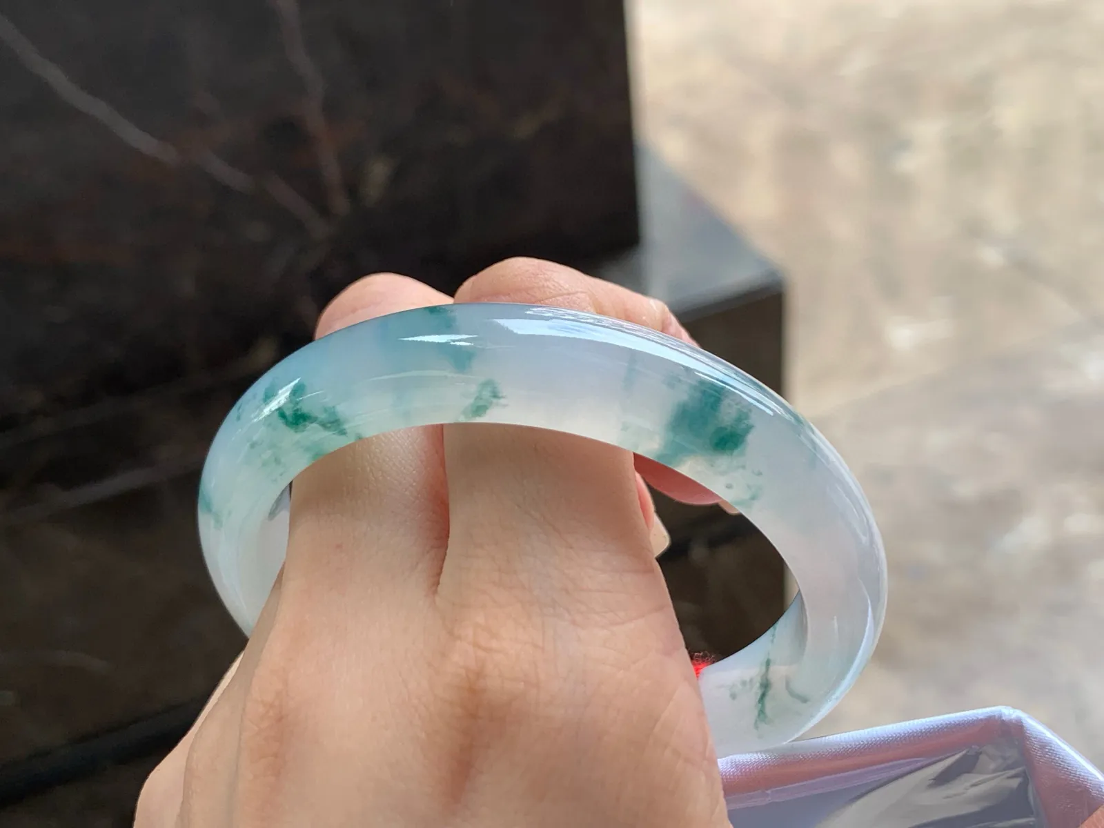 飘花手镯
种好58/12/8.6mm