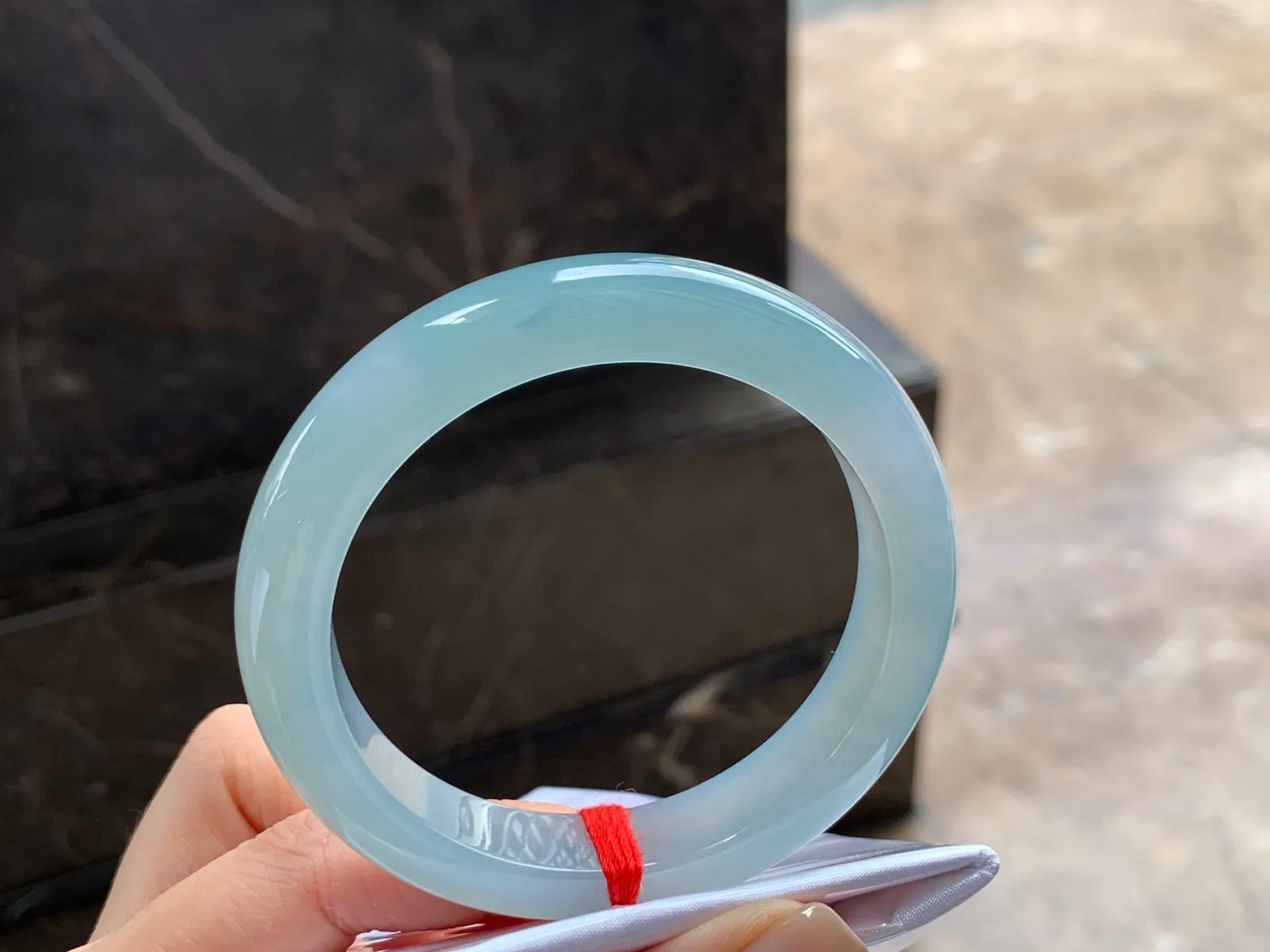 冰晴手镯
水润55.4/12/9.1mm