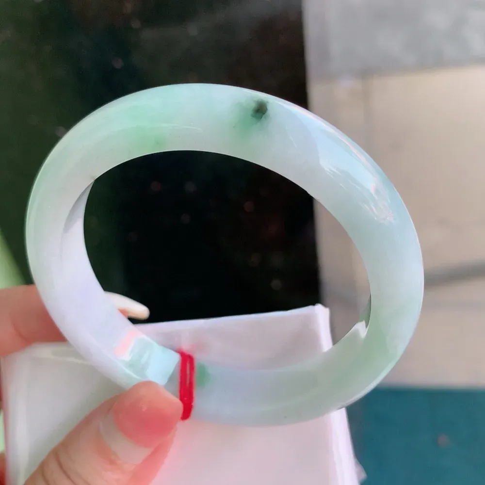 正圈淡淡春彩飘兰花，无瑕 ，尺寸:56.5/12/8.5底细🥰🥰