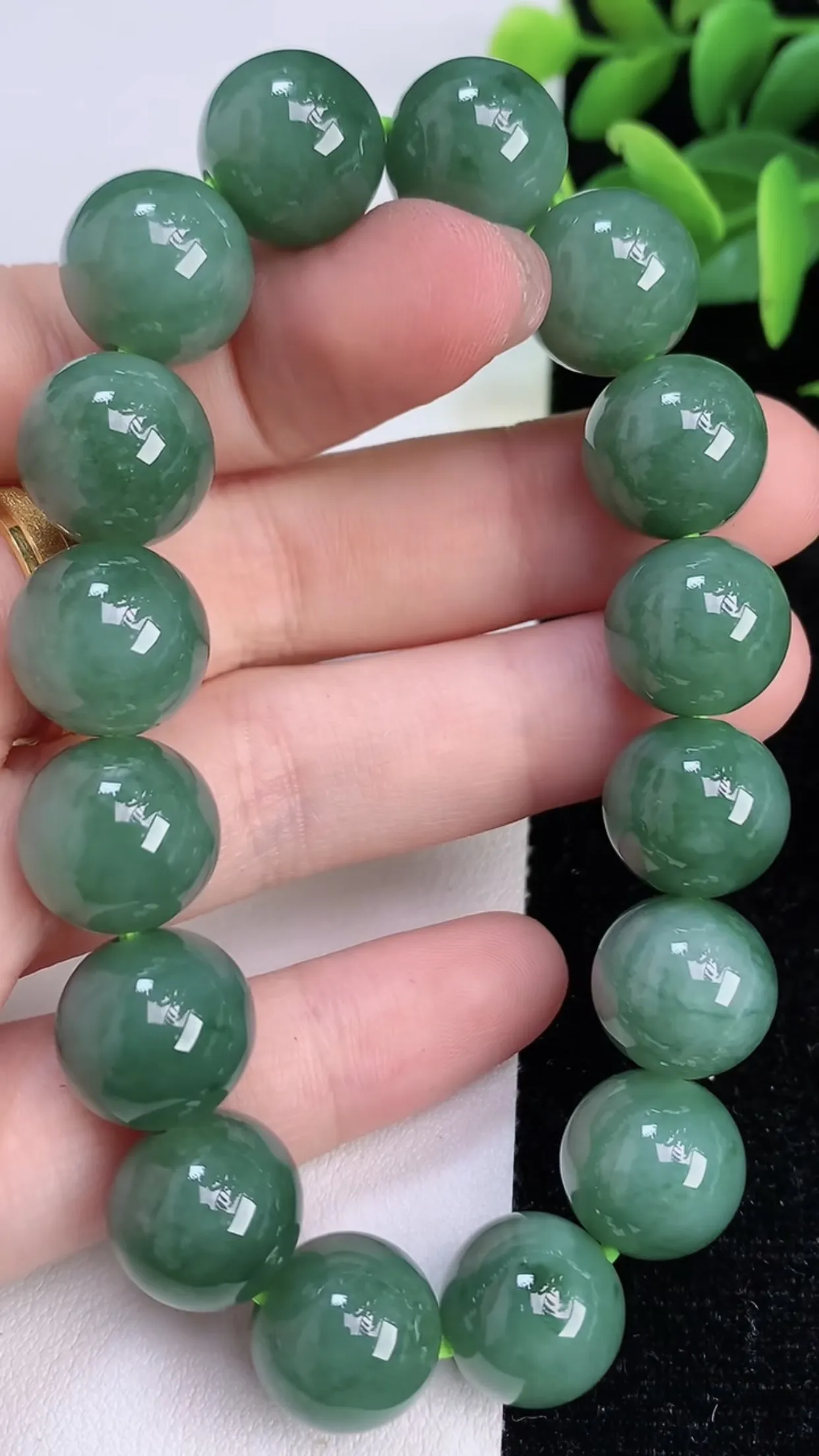缅甸天然翡翠a货 老坑料起胶冰润 满绿圆珠手串 手链  尺寸12.8mm  16颗 y 56.54
