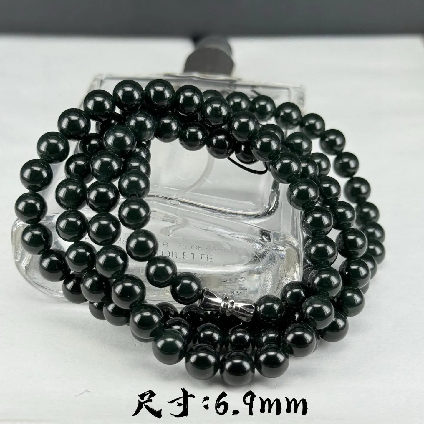 精品墨翠手串 108颗 打灯通透 黑度极好 尺寸6.9