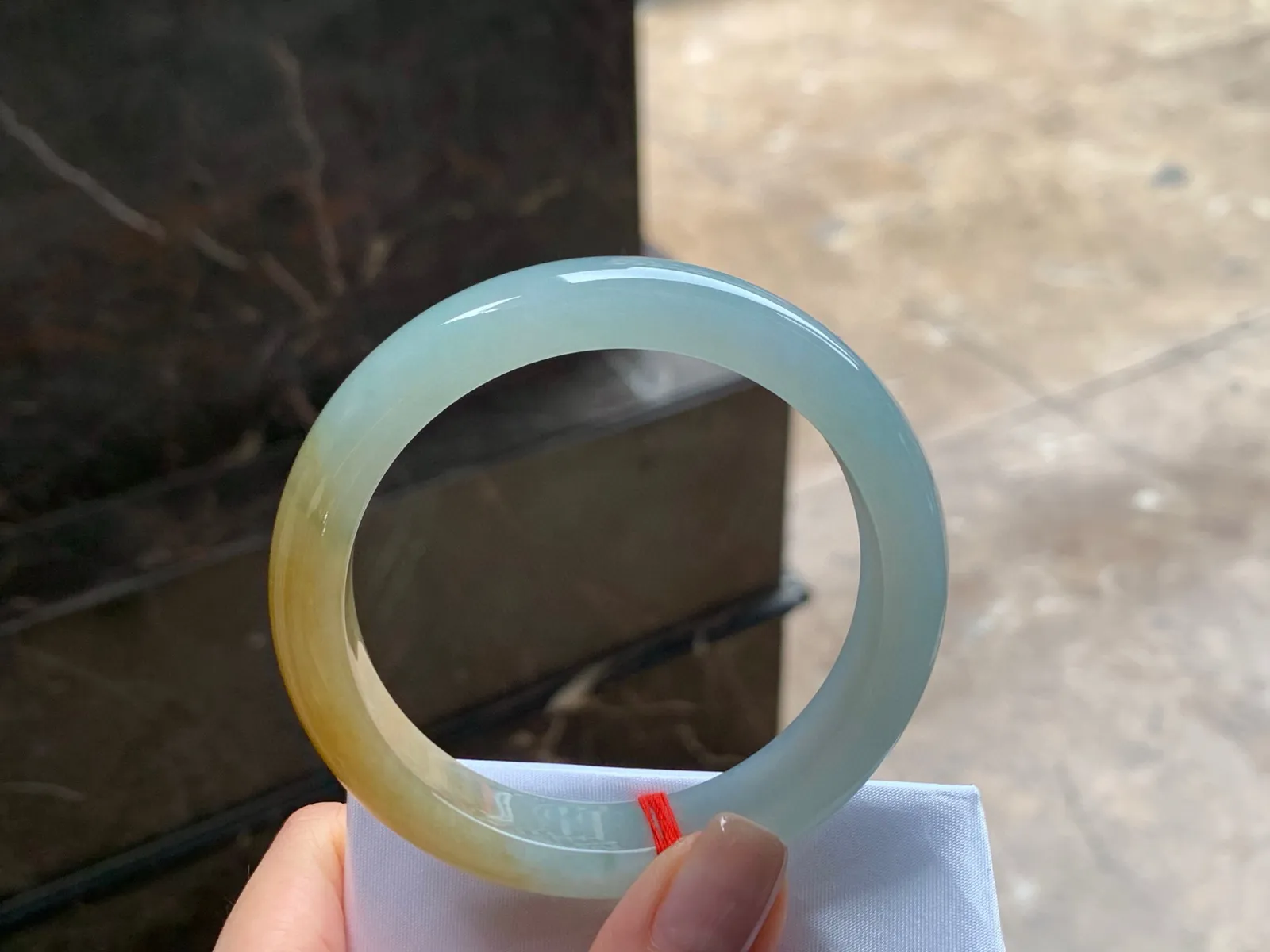 黄翡手镯
独特56.8/12/8.6mm