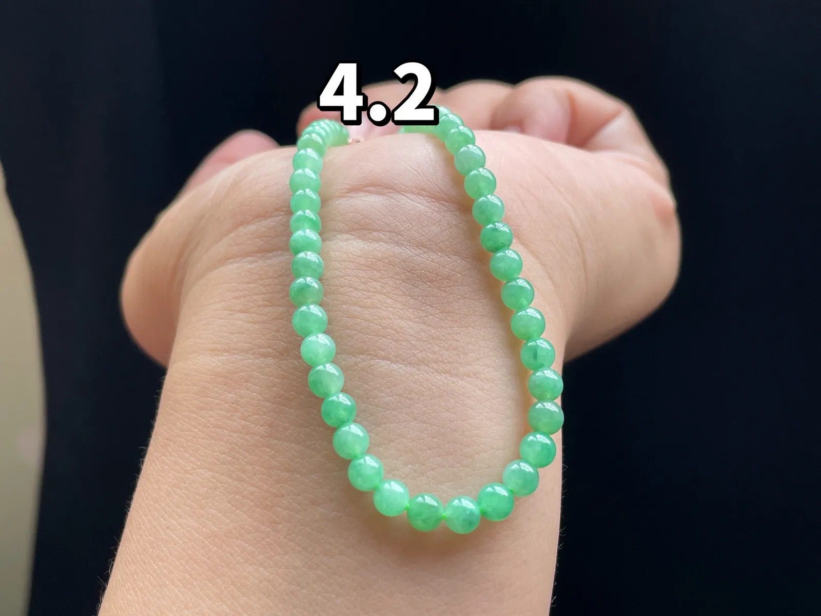 满色·珠串

裸4.2