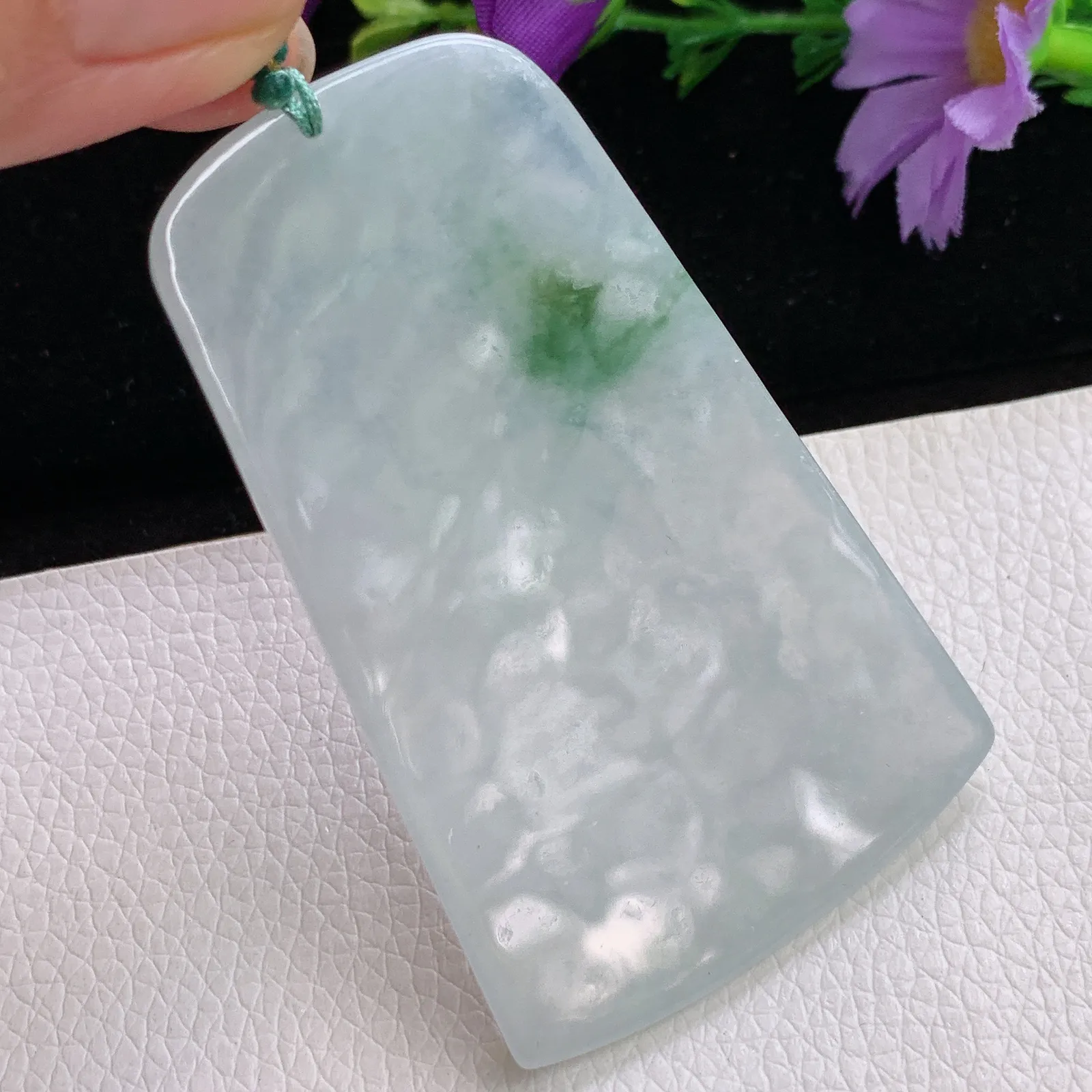yn实拍63.3*39.8*6老坑精雕冰胶飘花生肖守护神普贤菩萨玉吊坠 玉挂件
