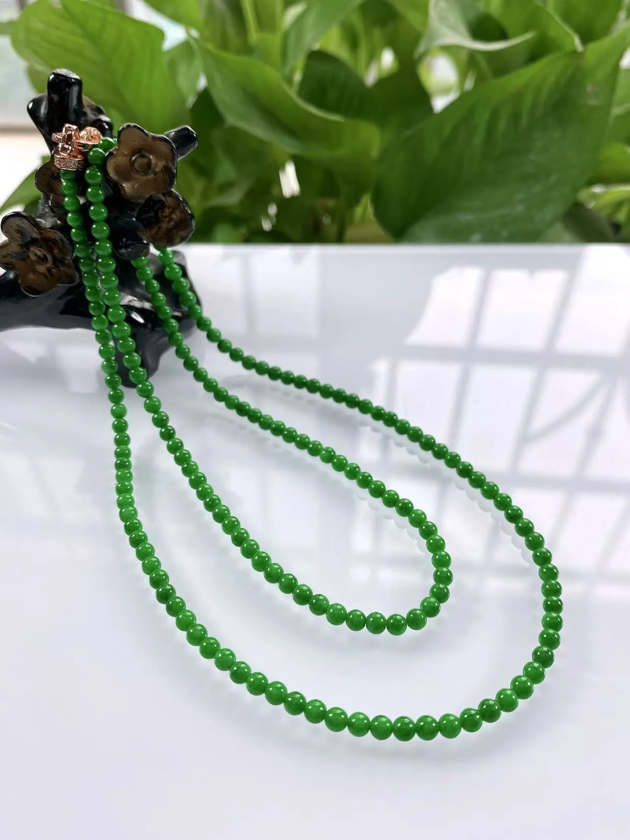 收藏级别，缅甸天然翡翠A货，卡3.6冰润满绿浓阳绿小米珠小圆珠项链手链，尺寸:3.6mm/180颗，