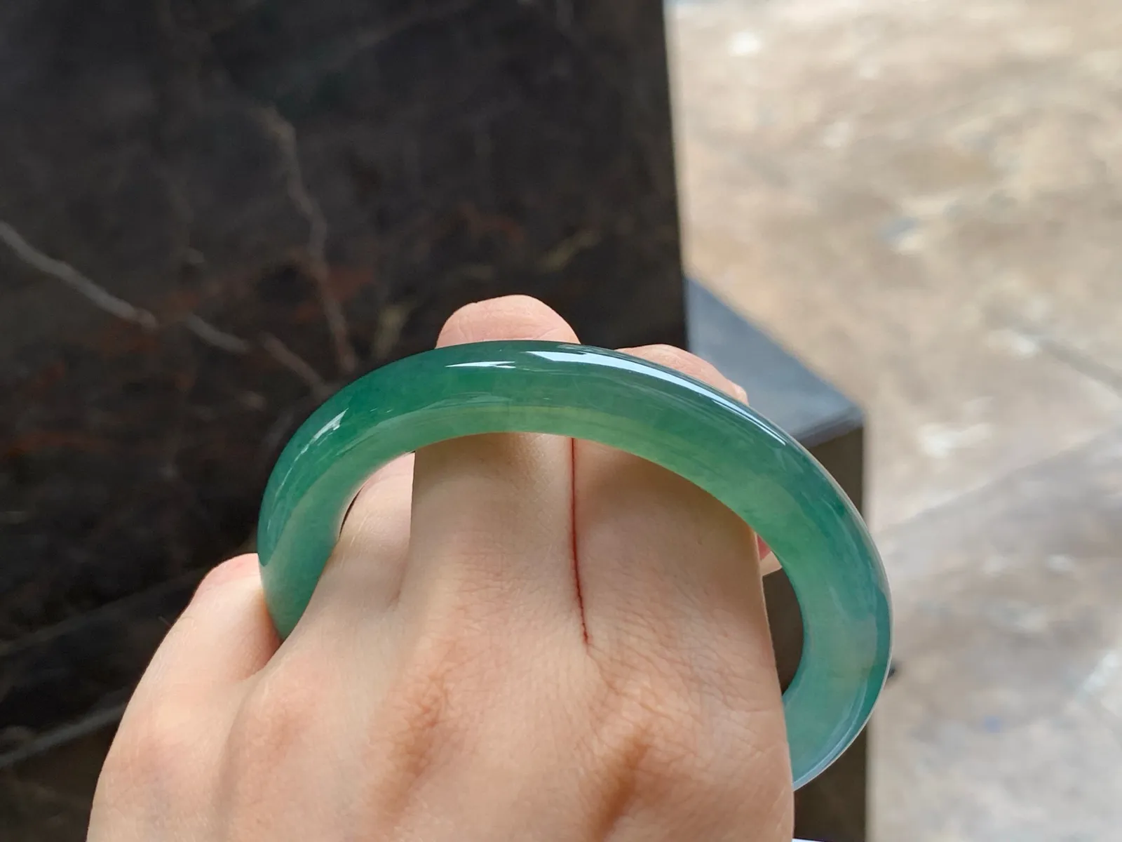 冰晴福镯
底色漂亮 55.5/9.5mm