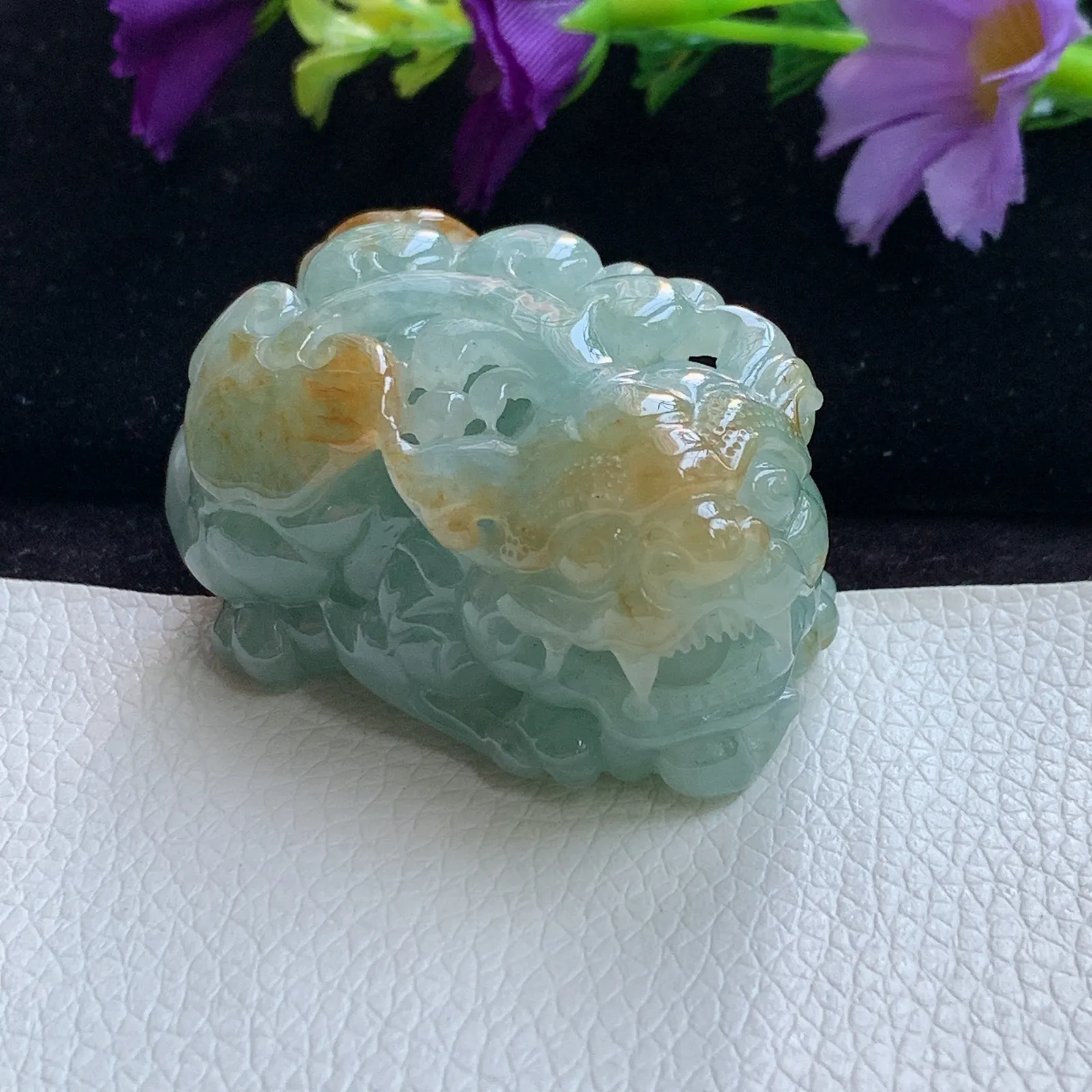 ws实拍48.8*30.6*24.8老坑精雕冰胶双彩立体貔貅玉吊坠 翡翠皮休玉挂件