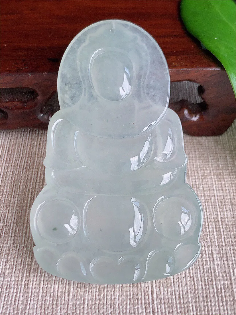 a货翡翠老坑冰种白月光大正装观音吊坠 尺寸63.6×38.7×5.2mm 重量25.15g 0708