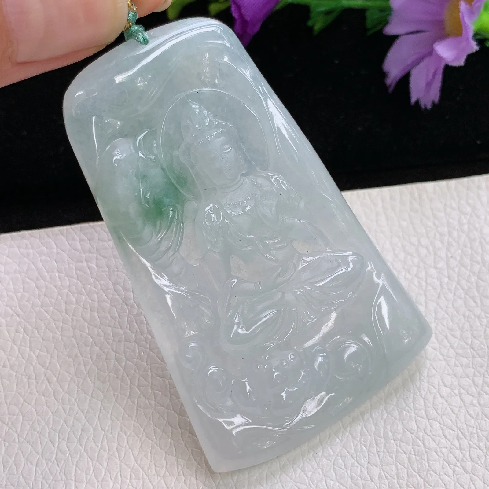 yn实拍63.3*39.8*6老坑精雕冰胶飘花生肖守护神普贤菩萨玉吊坠 玉挂件