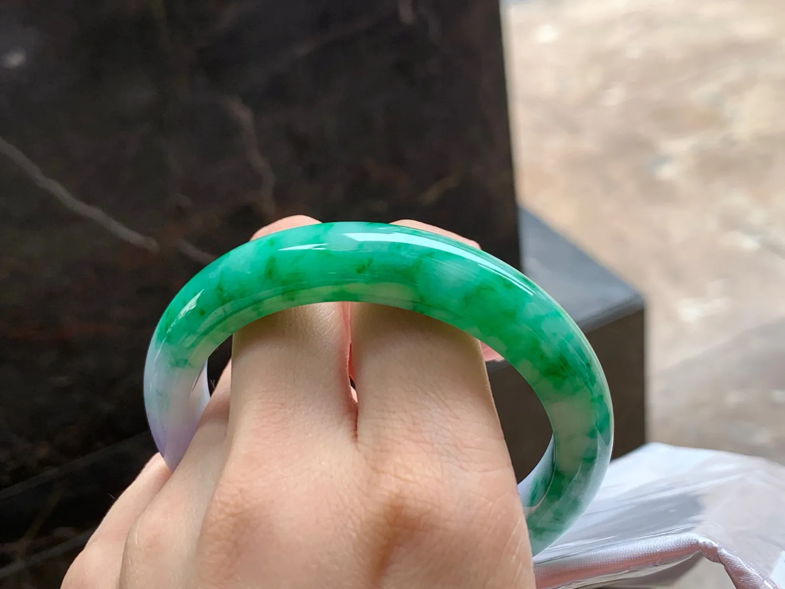 春彩手镯
颜色漂亮 57/12/8.6mm