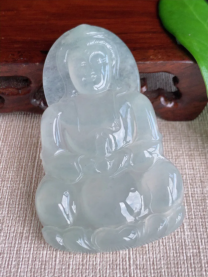a货翡翠老坑冰种白月光大正装观音吊坠 尺寸63.6×38.7×5.2mm 重量25.15g 0708