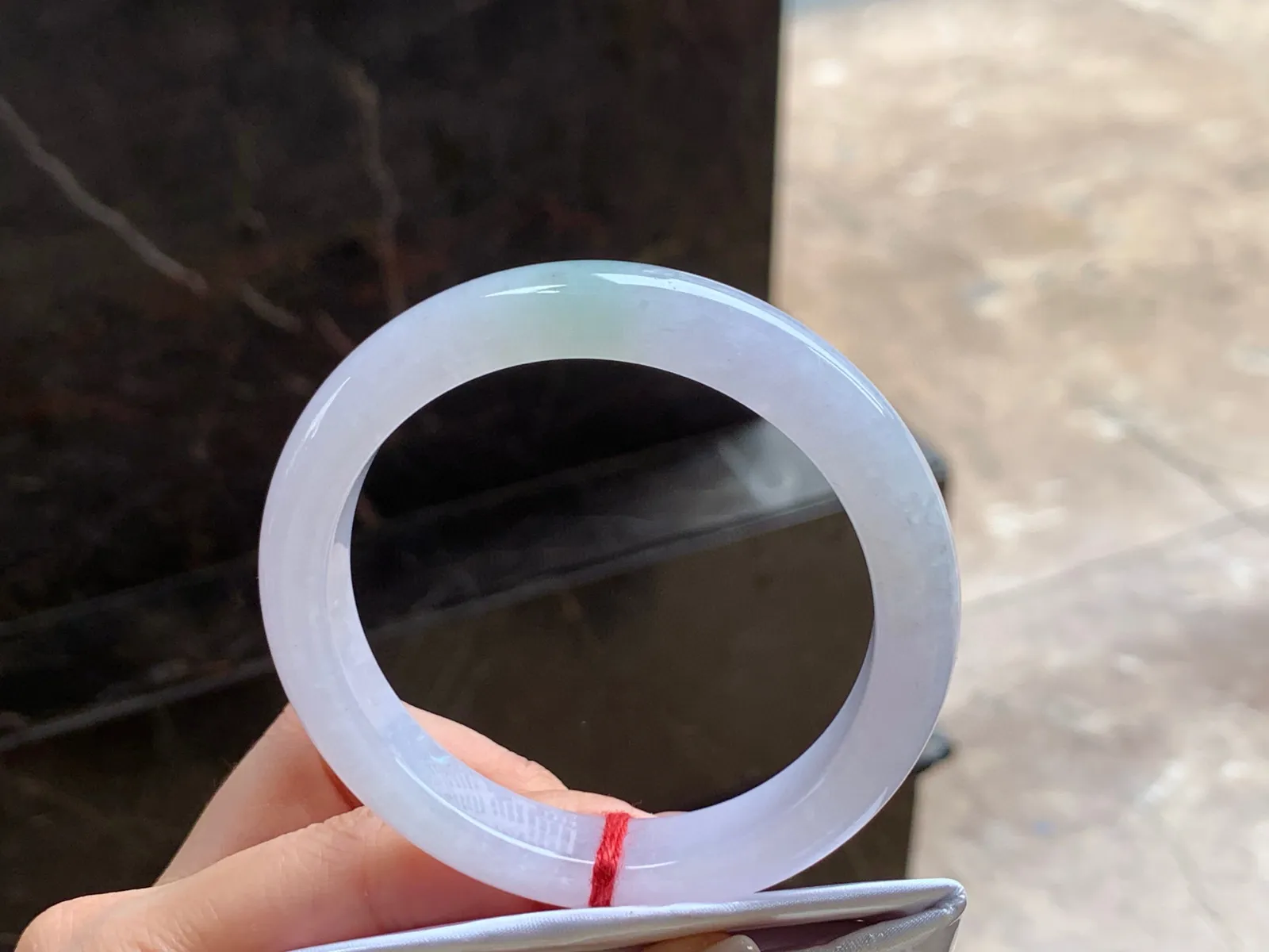 粉春手镯
水润清爽 56/10.8/8.3mm