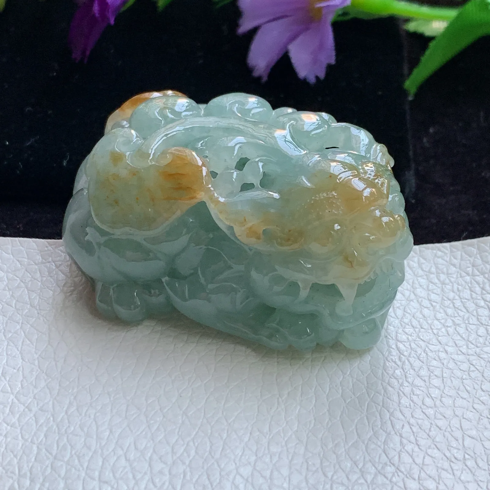 ws实拍48.8*30.6*24.8老坑精雕冰胶双彩立体貔貅玉吊坠 翡翠皮休玉挂件