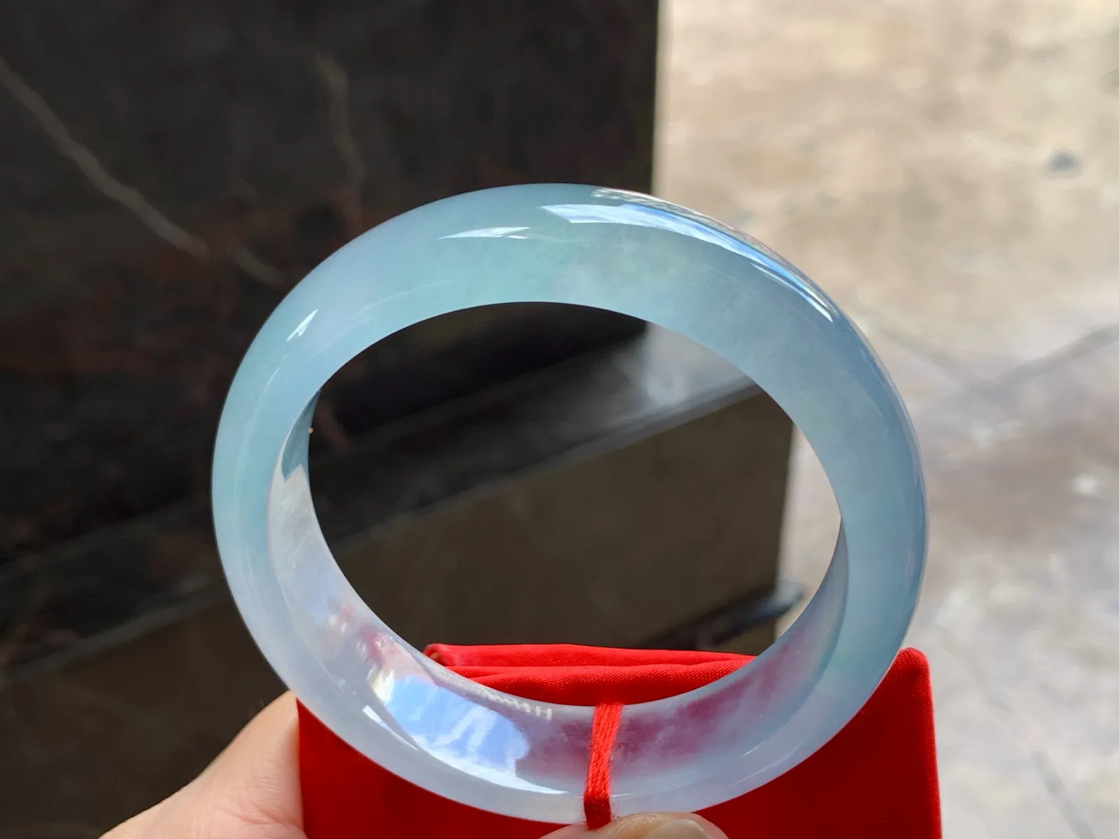 高冰手镯
种老起光 57.5/15.8/8.4mm