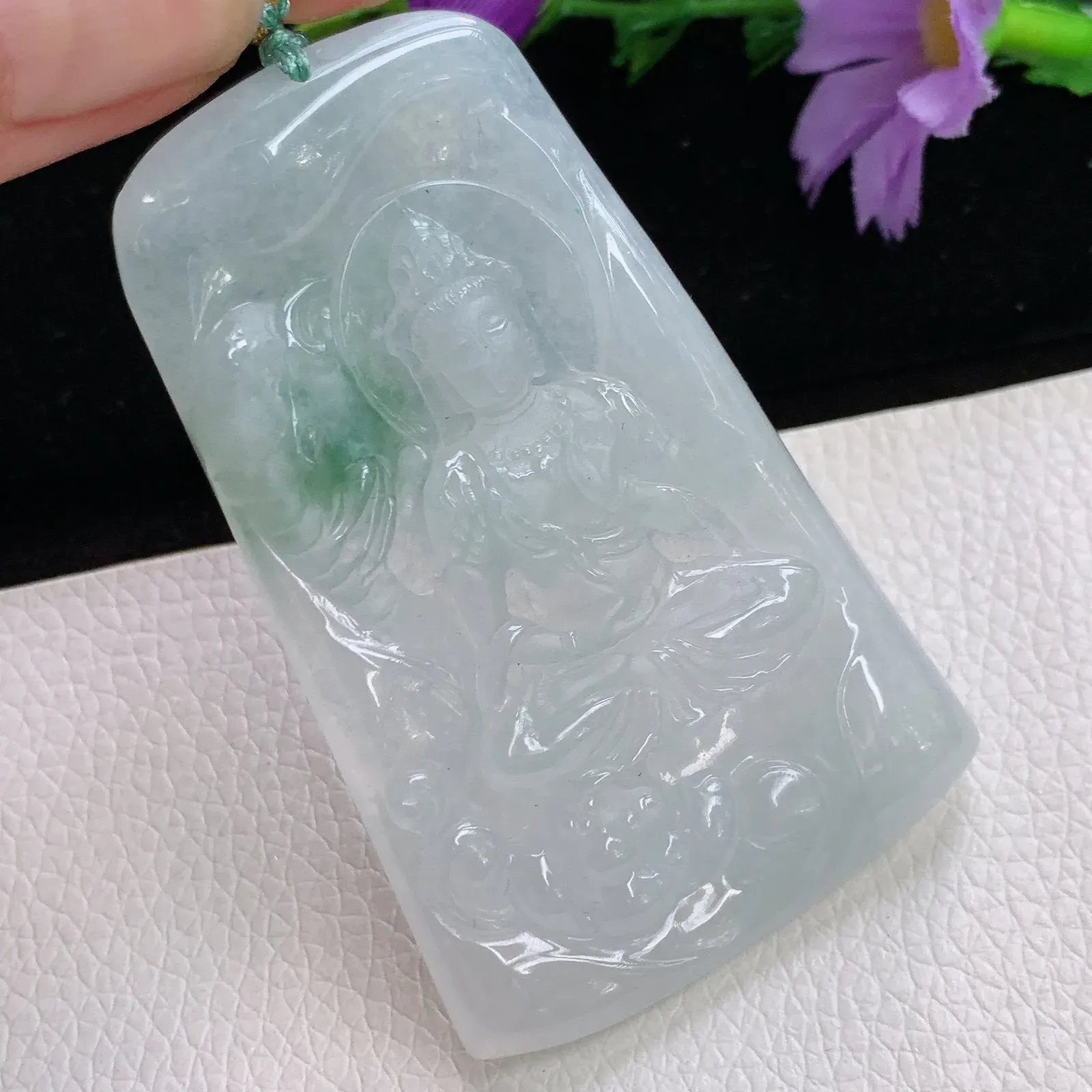 yn实拍63.3*39.8*6老坑精雕冰胶飘花生肖守护神普贤菩萨玉吊坠 玉挂件