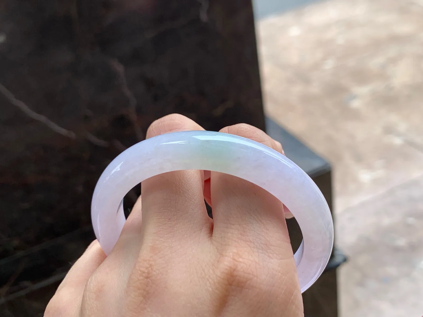 粉春手镯
水润清爽 56/10.8/8.3mm