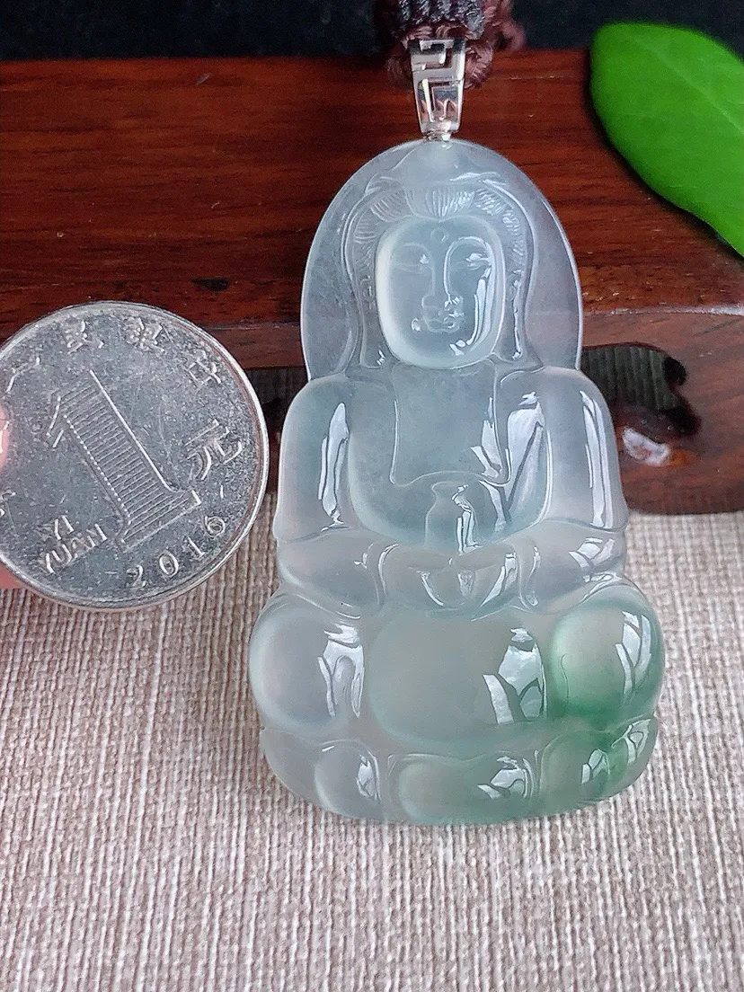 a货翡翠老坑高冰种18K金扣头飘花正装观音吊坠 尺寸63.4×54.7×32.7×4.6mm 重量19.59g 0708