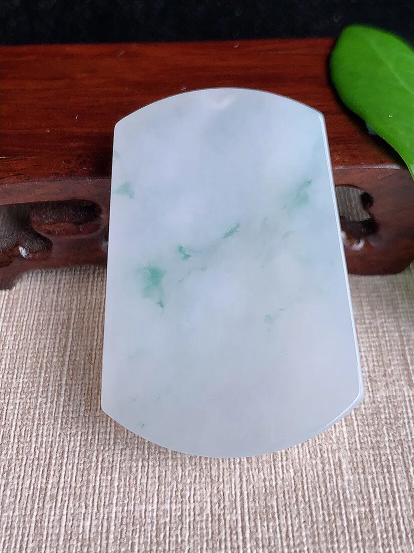 a货翡翠老坑冰种飘花无事牌吊坠 尺寸54.7×37.4×5.8mm 重量37.36g 0708