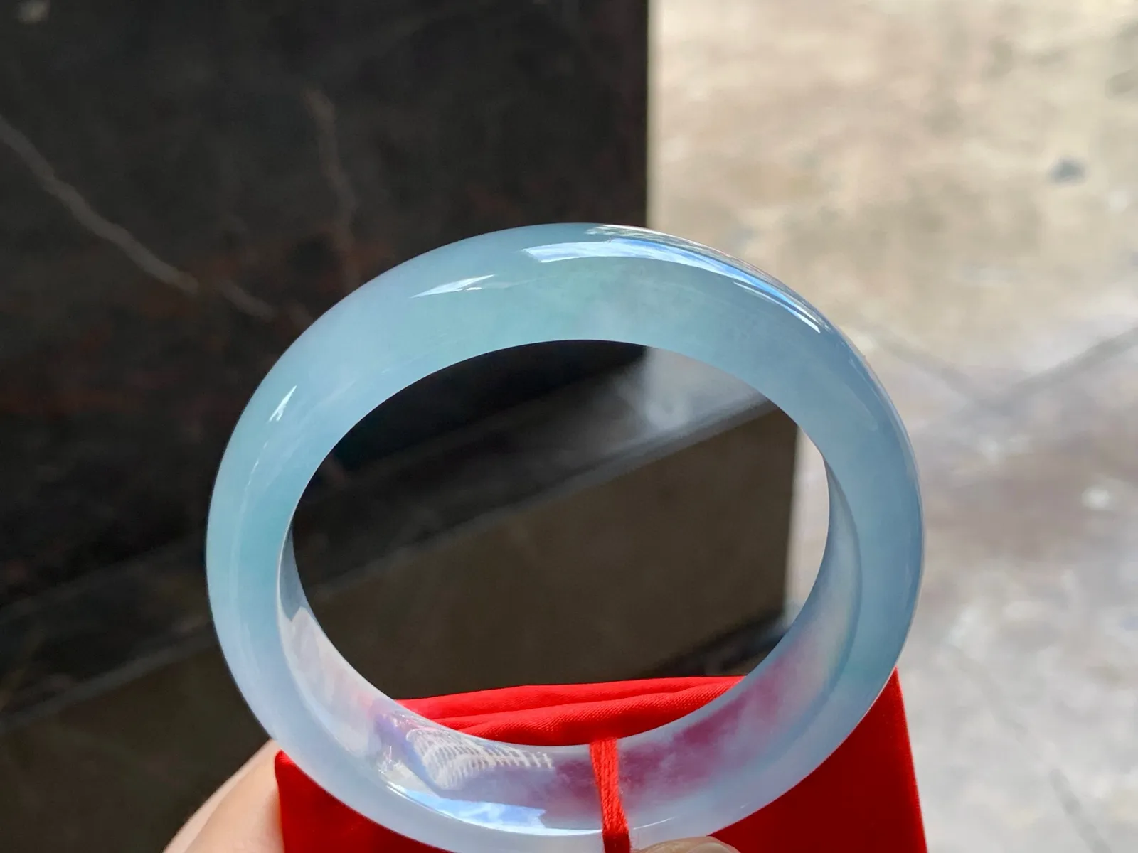 高冰手镯
种老起光 57.5/15.8/8.4mm
