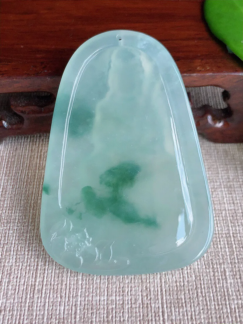 a货翡翠老坑冰种飘花文殊菩萨吊坠 尺寸56.7×38.6×5.3mm 重量27.30g 0708
