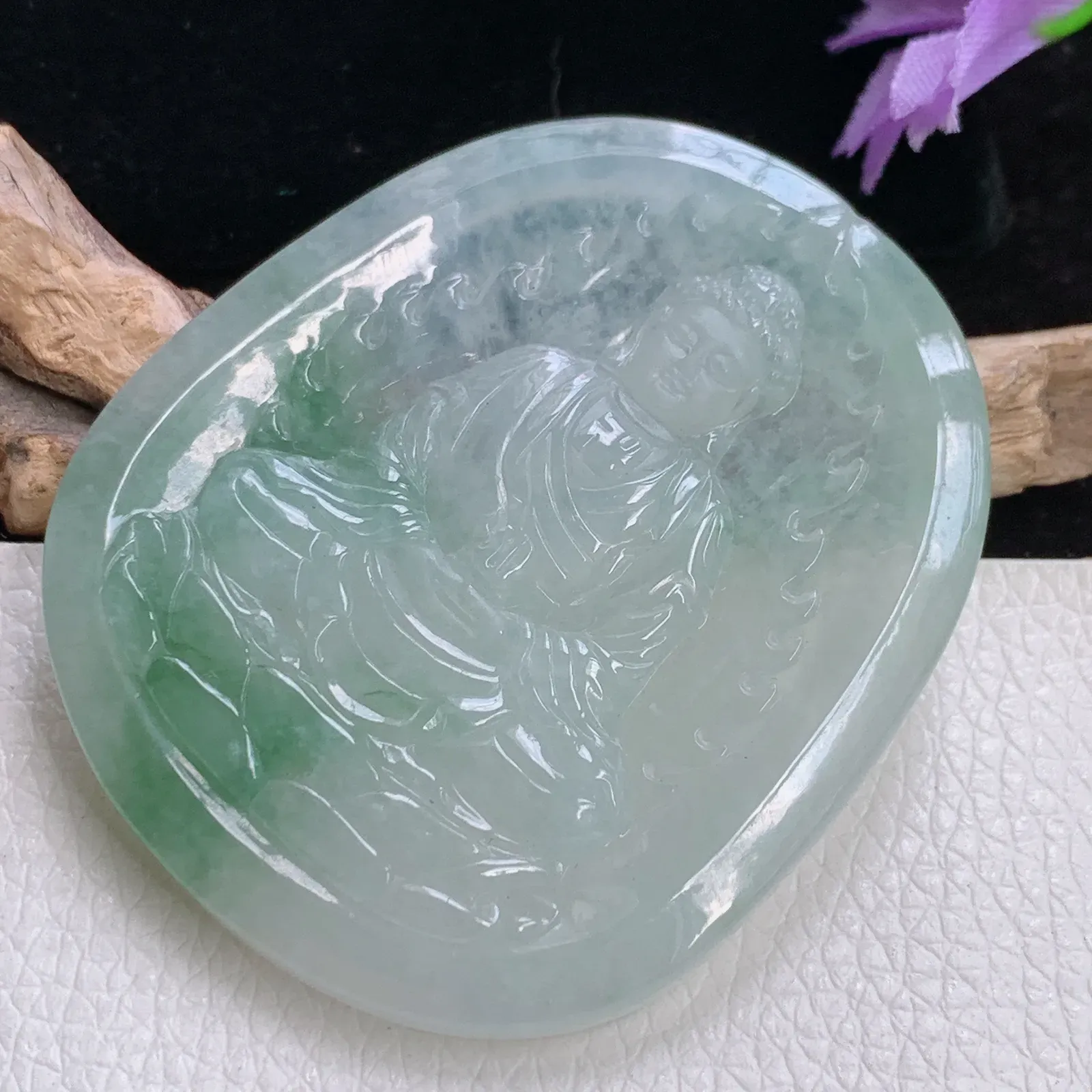 py实拍53*45.5*5.7老坑精雕冰胶飘花大日如来佛祖 佛主翡翠玉吊坠