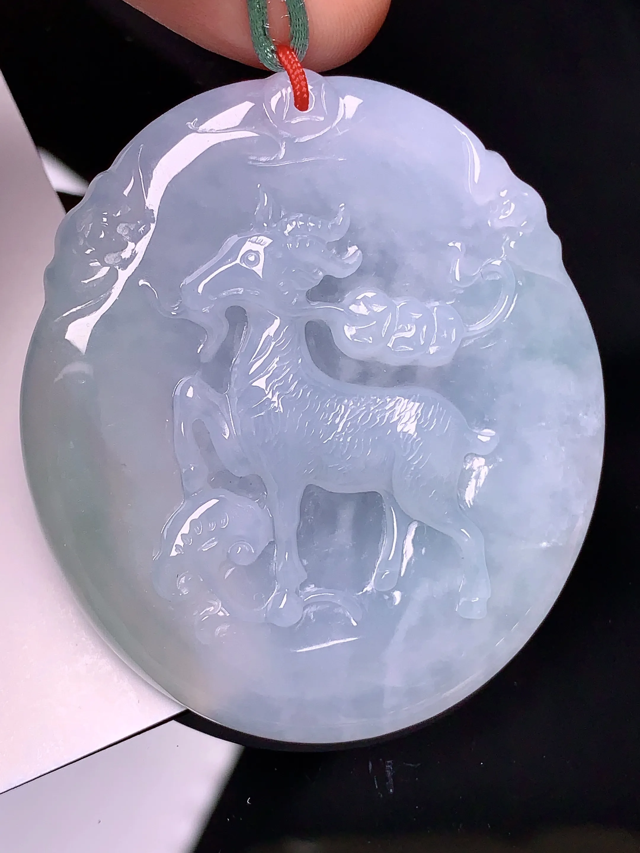 生肖羊牌吊坠 玉质细腻 水润亮眼  整体尺寸50*43.8*5.5