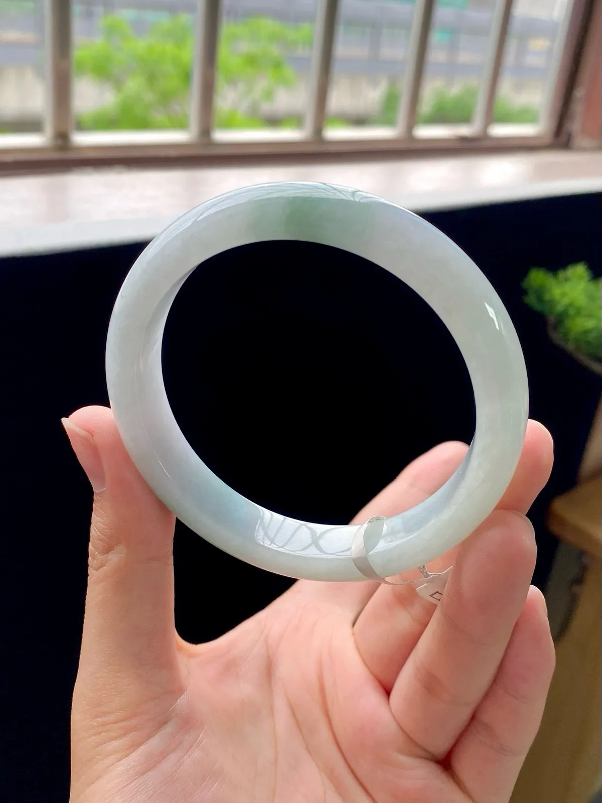 大圈口半山水正圈手镯
⭕️60.2-12-8.2