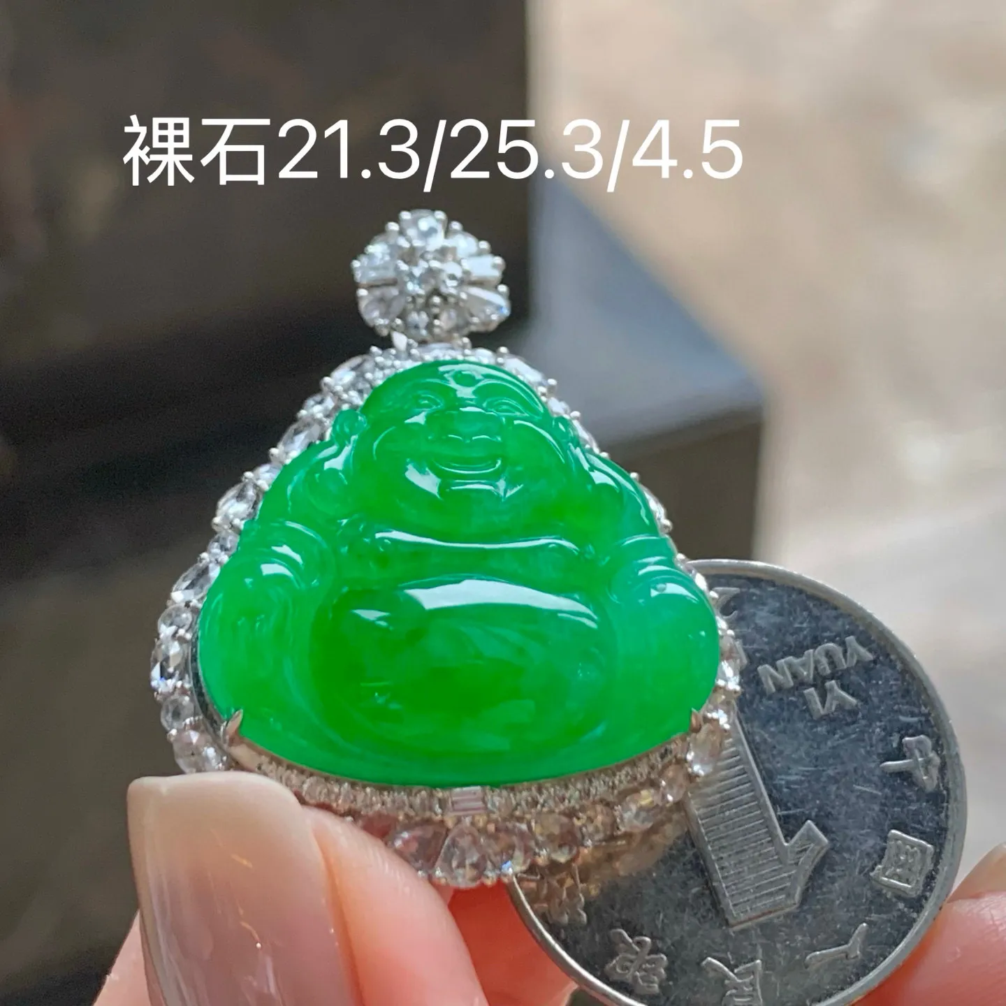 满色坐佛
水润 真金镶嵌
