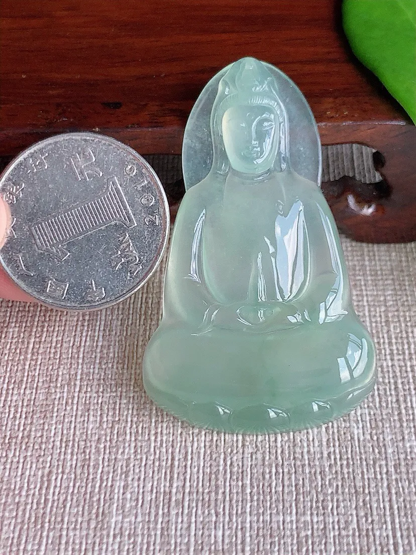 a货翡翠老坑冰种晴水正装观音吊坠 尺寸51.7×31.6×5mm 重量14.17g 0709