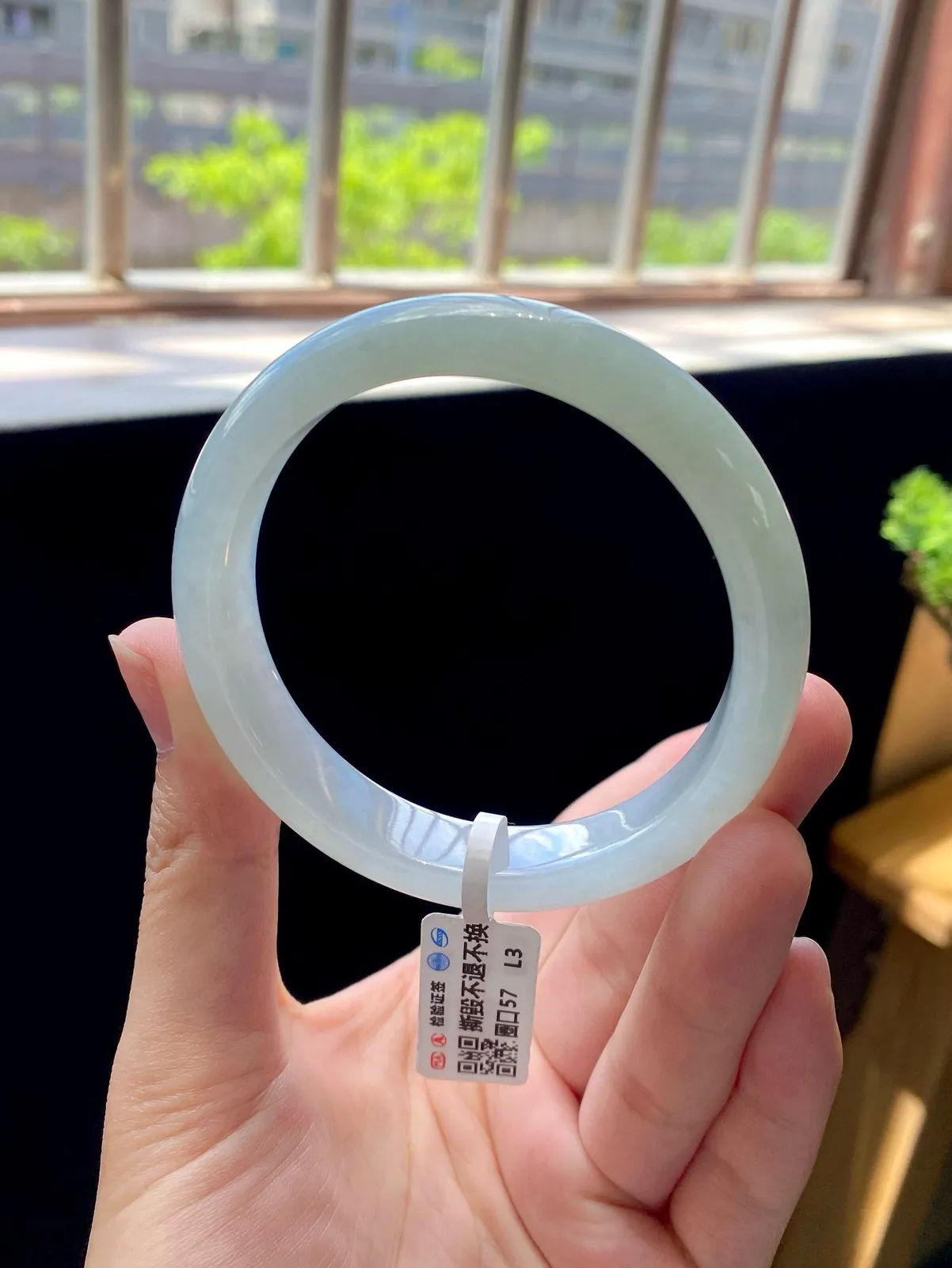晴蓝绿正圈手镯
⭕️56.8-12-7.8