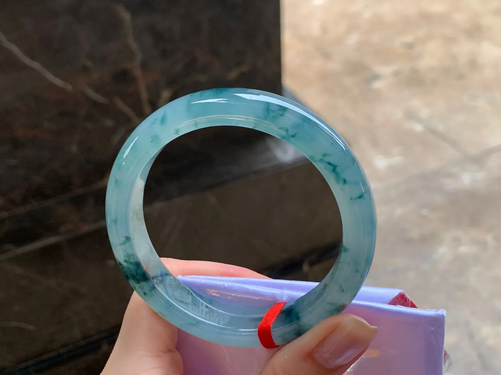 冰飘花手镯
种好水足 55.4/12.2/8.2mm