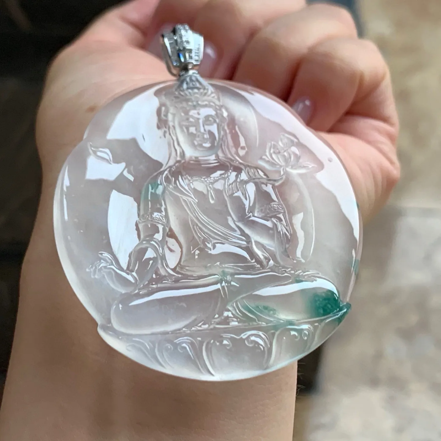 冰种飘花度母
种老 金扣
