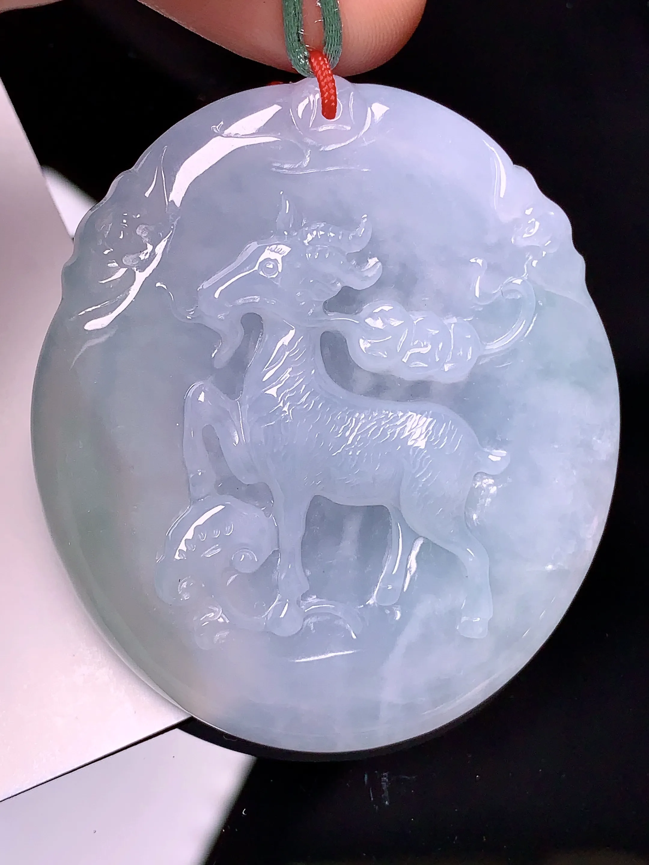 生肖羊牌吊坠 玉质细腻 水润亮眼  整体尺寸50*43.8*5.5