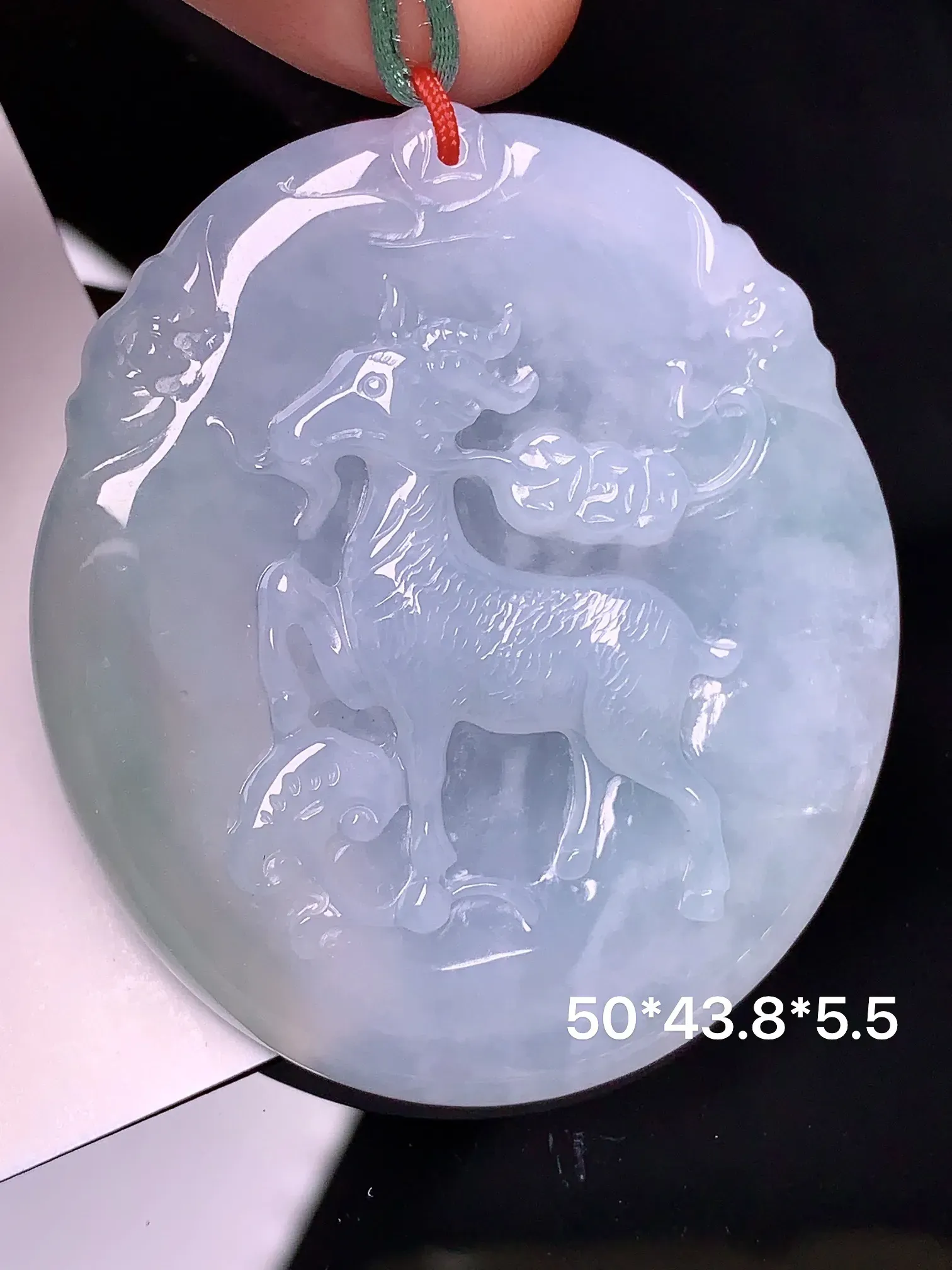 生肖羊牌吊坠 玉质细腻 水润亮眼  整体尺寸50*43.8*5.5